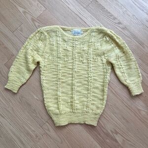 Vintage Light yellow knit sweater 3/4 length sleeves Medium